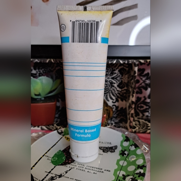 THINK, Thinkbaby Safe Sunscreen SPF 50+ Mineral Based Formula - Picture 5 of 6